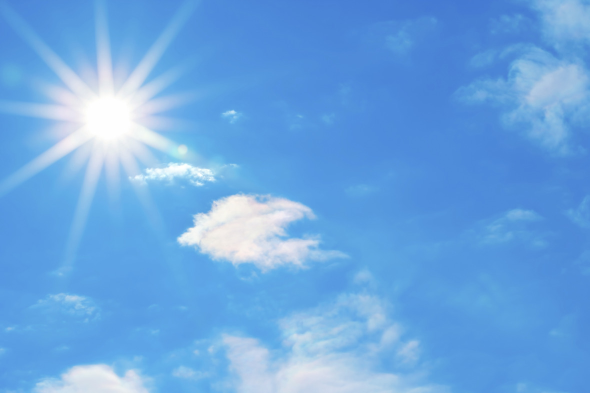 Unter dem Begriff des Solar Radiation Management diskutieren Forscher Ansätze, einen Teil des einfallenden Sonnenlichts wieder ins All zu reflektieren und damit dem Klimawandel entgegenzuwirken. © istock/Viorika