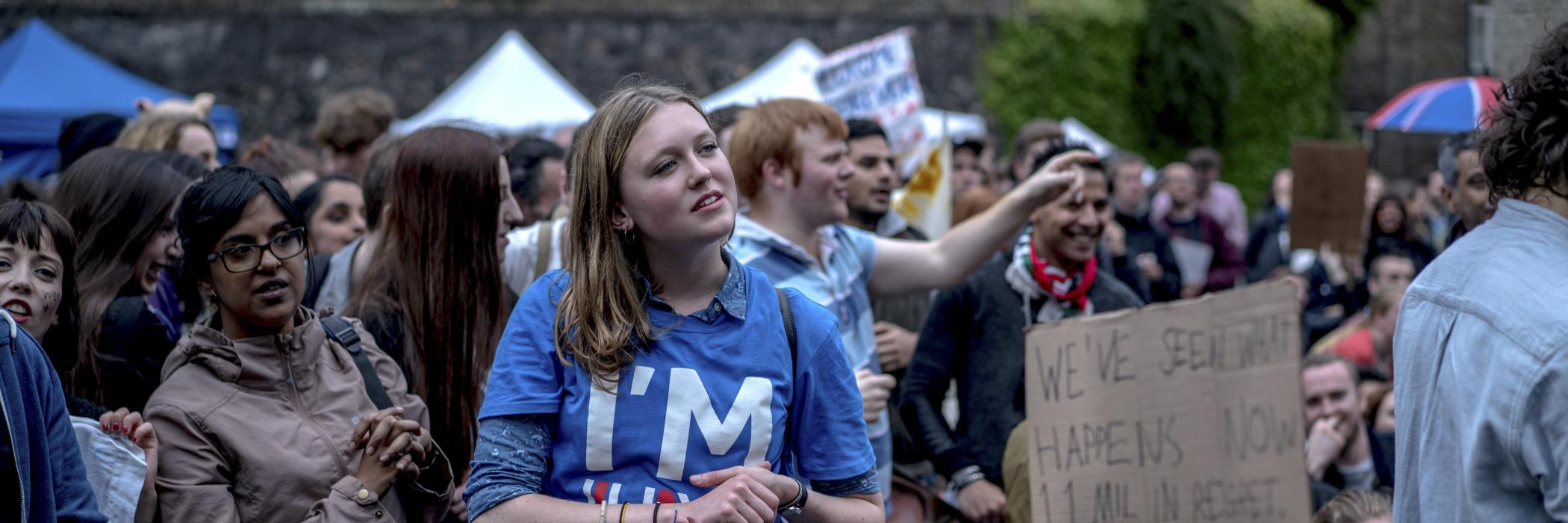 “Vote again”: disappointed Britons demonstrate for a new referendum following the Brexit vote in June 2016. The IASS studies different forms of public participation and involvement. 
