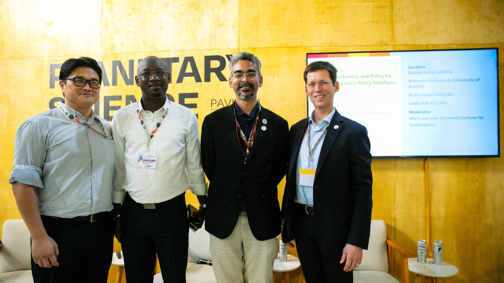 RIFS Director Mark Lawrence (right) moderated a discussion in Belém on the topic of ‘Bridging Science and Policy for Effective Science-Policy Interfaces’.