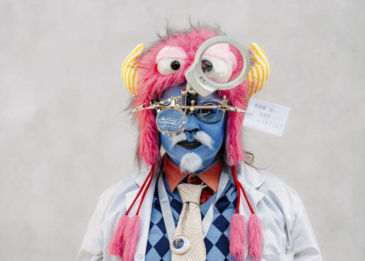 RIFS-Fellow Saskia de Wildt as Mx. Science