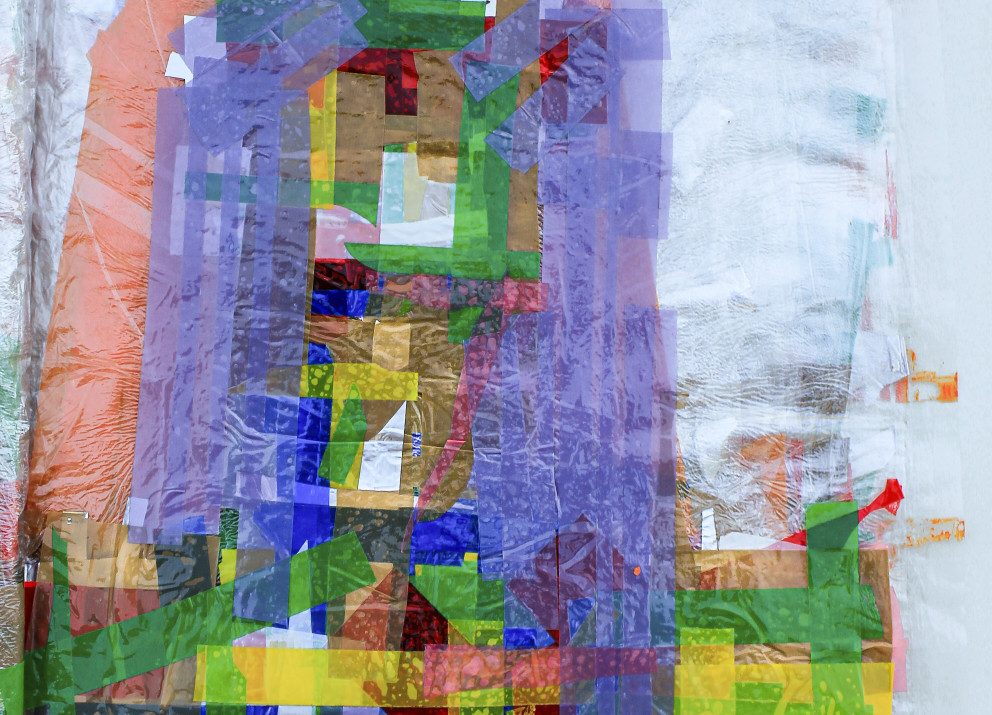 Für "My Daily Life, 2023–2024" verwendete der Künstler Samir Dams Plastikmüll vom Comércio, dem Markt im historischen Stadtkern von Belém.